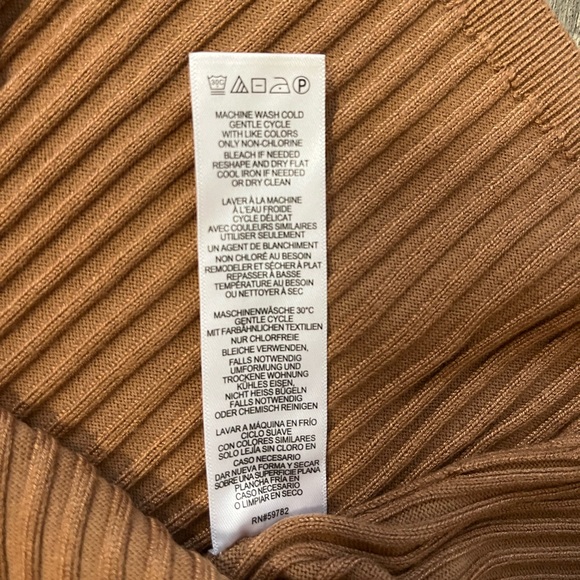 Adrianna Papell. Ribbed long sleeve mock turtleneck. Size S - Picture 9 of 9